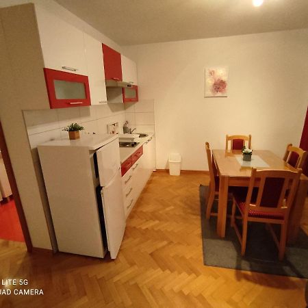 House Bogovic Apartman Károlyváros Kültér fotó