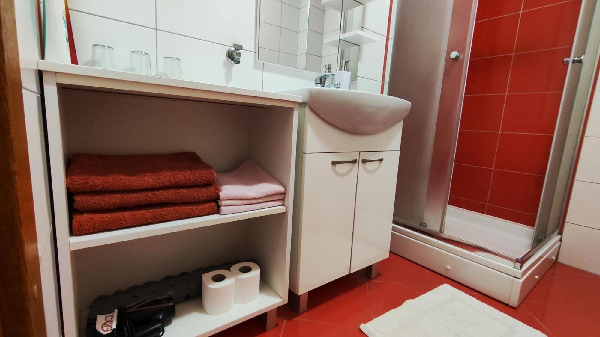 House Bogovic Apartman Károlyváros Kültér fotó